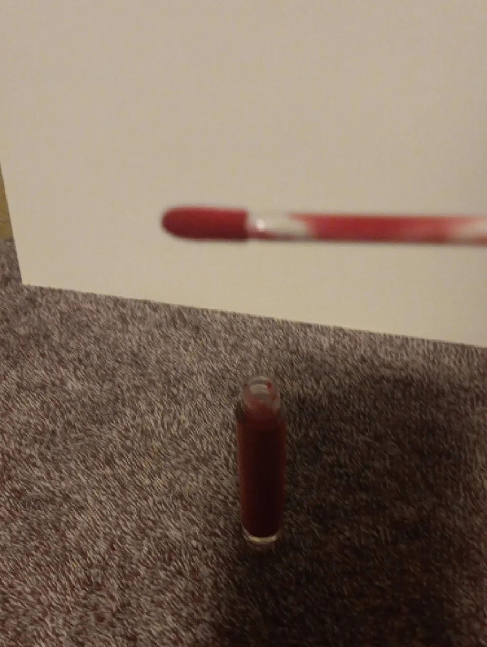 JOSIE MARAN Liquid Lip Gloss in Deep Berry